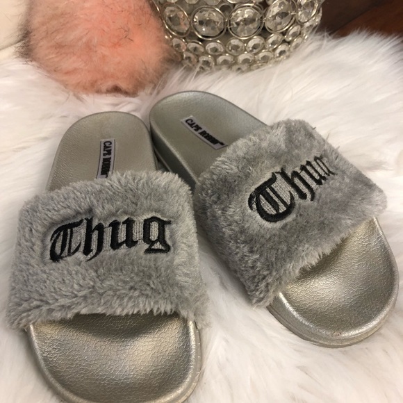 Fashion nova fluffy slippers Clearance